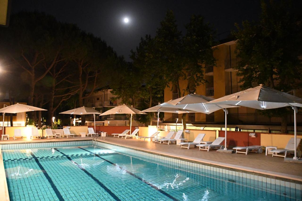 Elisabetta Hotel Cesenatico Eksteriør bilde