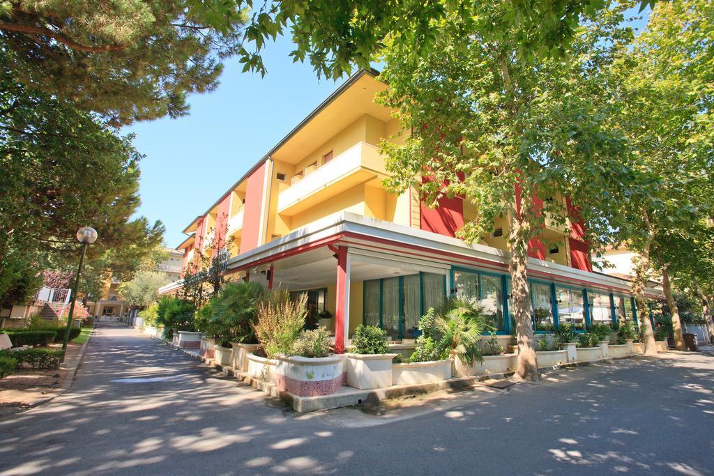 Elisabetta Hotel Cesenatico Eksteriør bilde