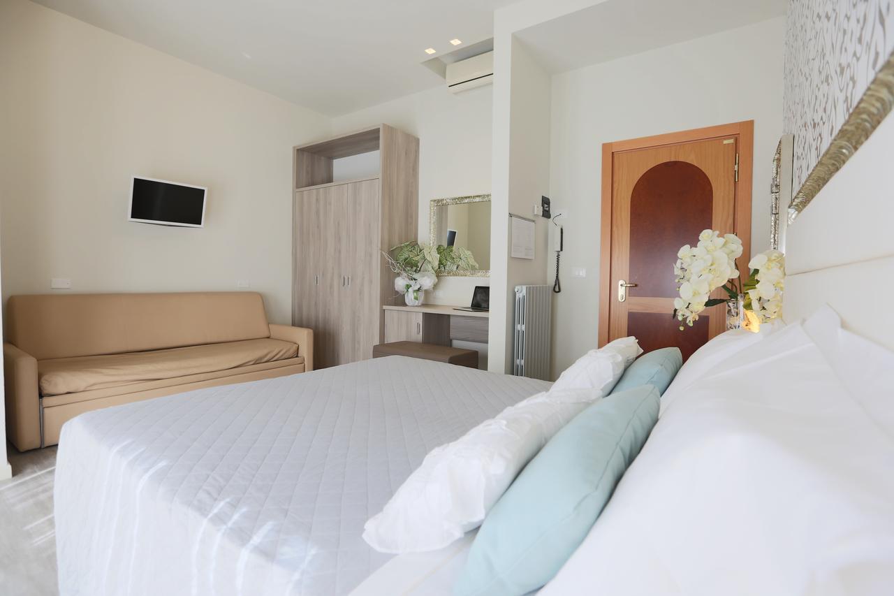 Elisabetta Hotel Cesenatico Eksteriør bilde